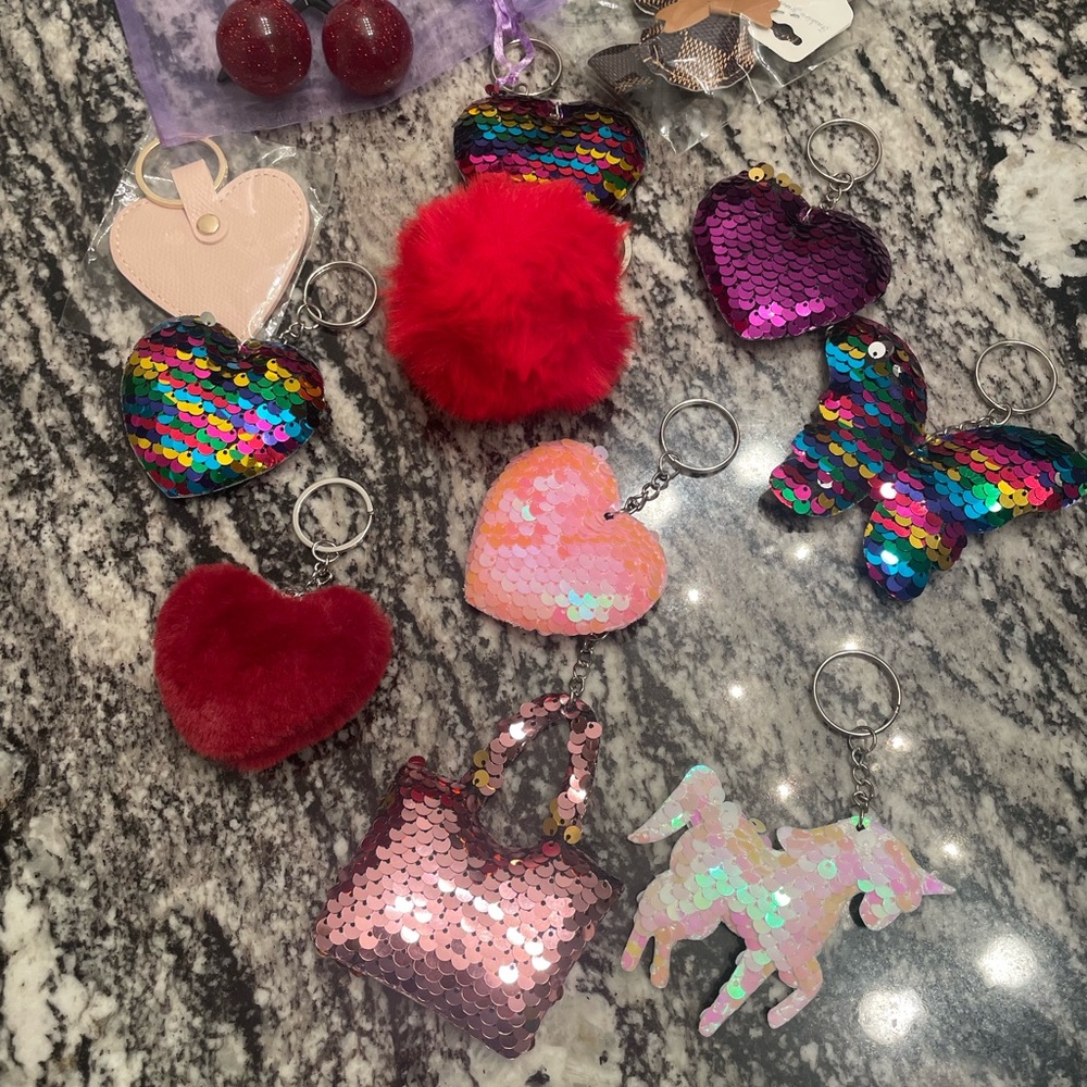❤️💕 Valentine’s Bag Charm Keychain Bundle - 12 Pieces 💕❤️